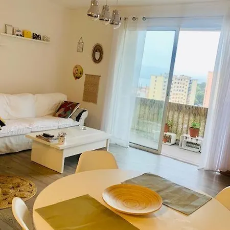 Appartement T2- Refait A Neuf, Centre *